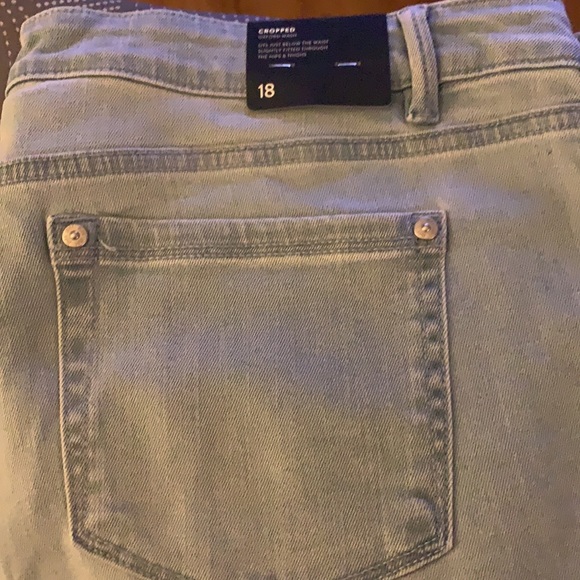 Cropped Jeans - Picture 6 of 9